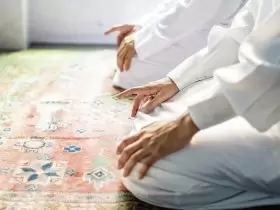 Shalat wasiat terakhir Rasulullah menjelang wafatnya, yang diulang-ulangnya hingga lidahnya tertahan adalah perintah shalat untuk setiap diri