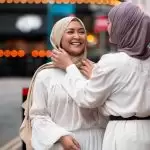 Cantik Dengan Berjilbab