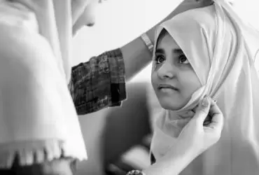istiqomah dalam berjilbab.